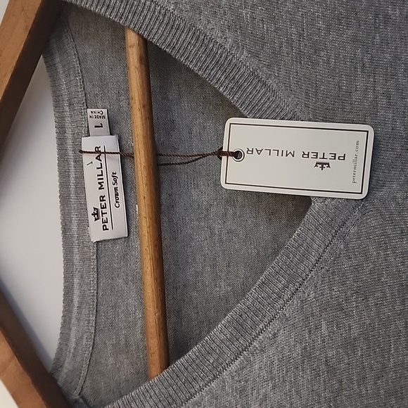 NWT Peter Millar Large Silk Blend V-Neck Sweater Great Gift! - Picture 3 of 6